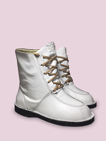 Ичиги укороченные белые